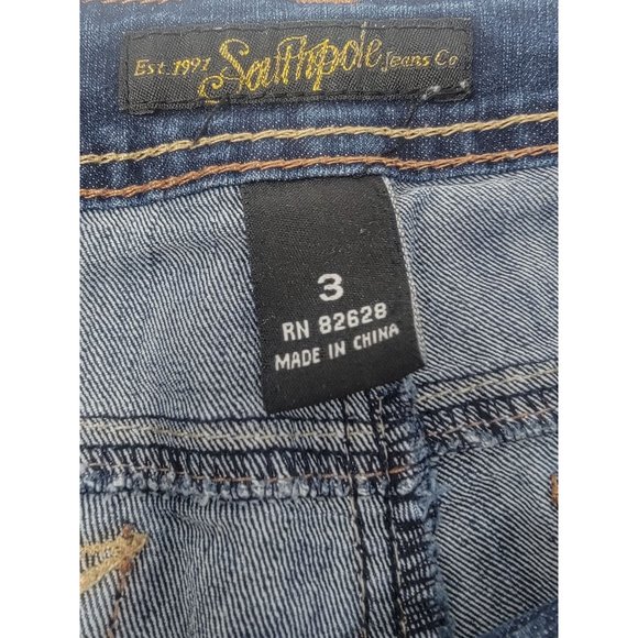 Southpole Embroidered Embellished Denim Jean Shorts Junior Size 3 - Picture 6 of 7